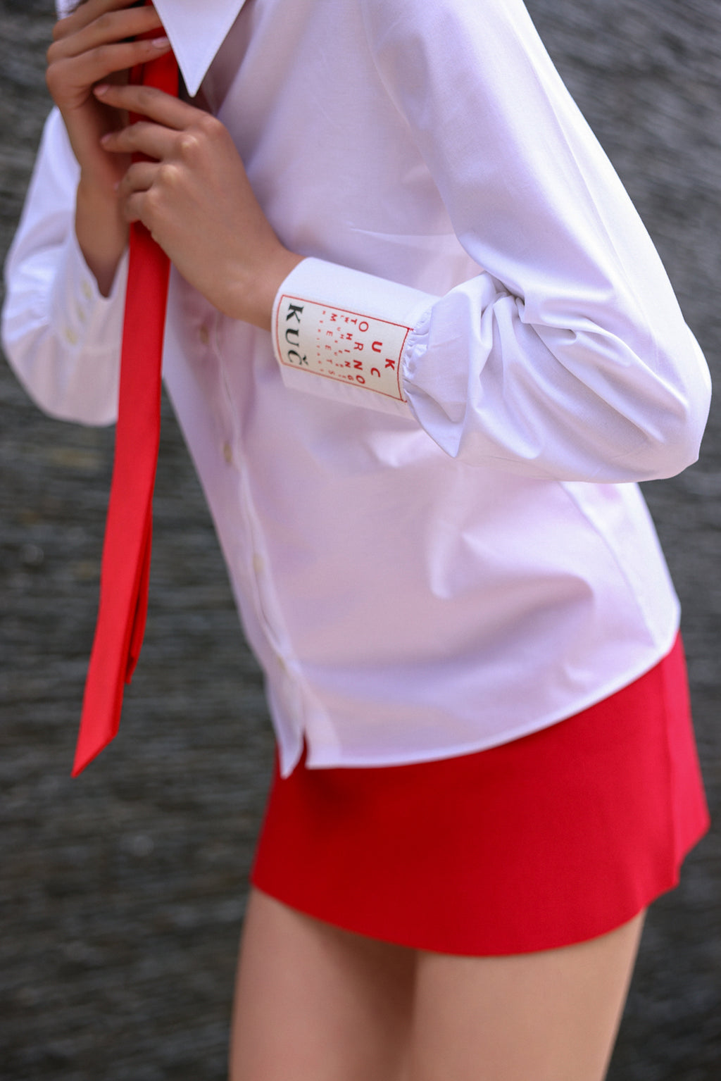 Zora Montenegro White