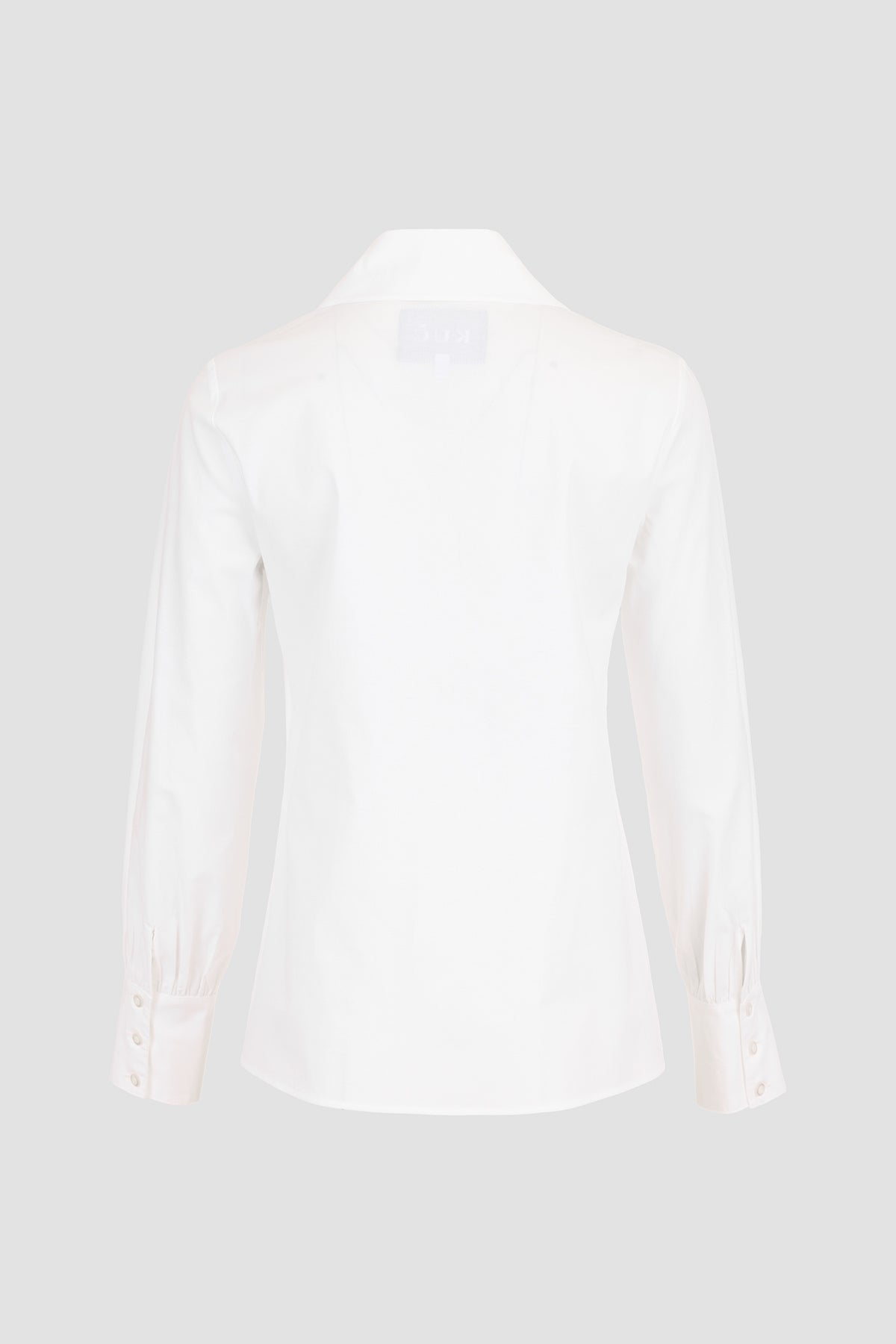 Zora Montenegro White